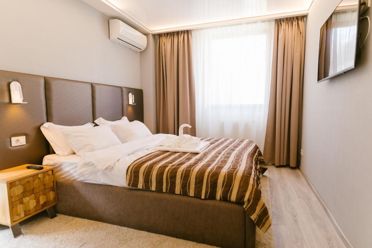 Sky View - Luxury Apartment With A Dream View ブラショフ エクステリア 写真