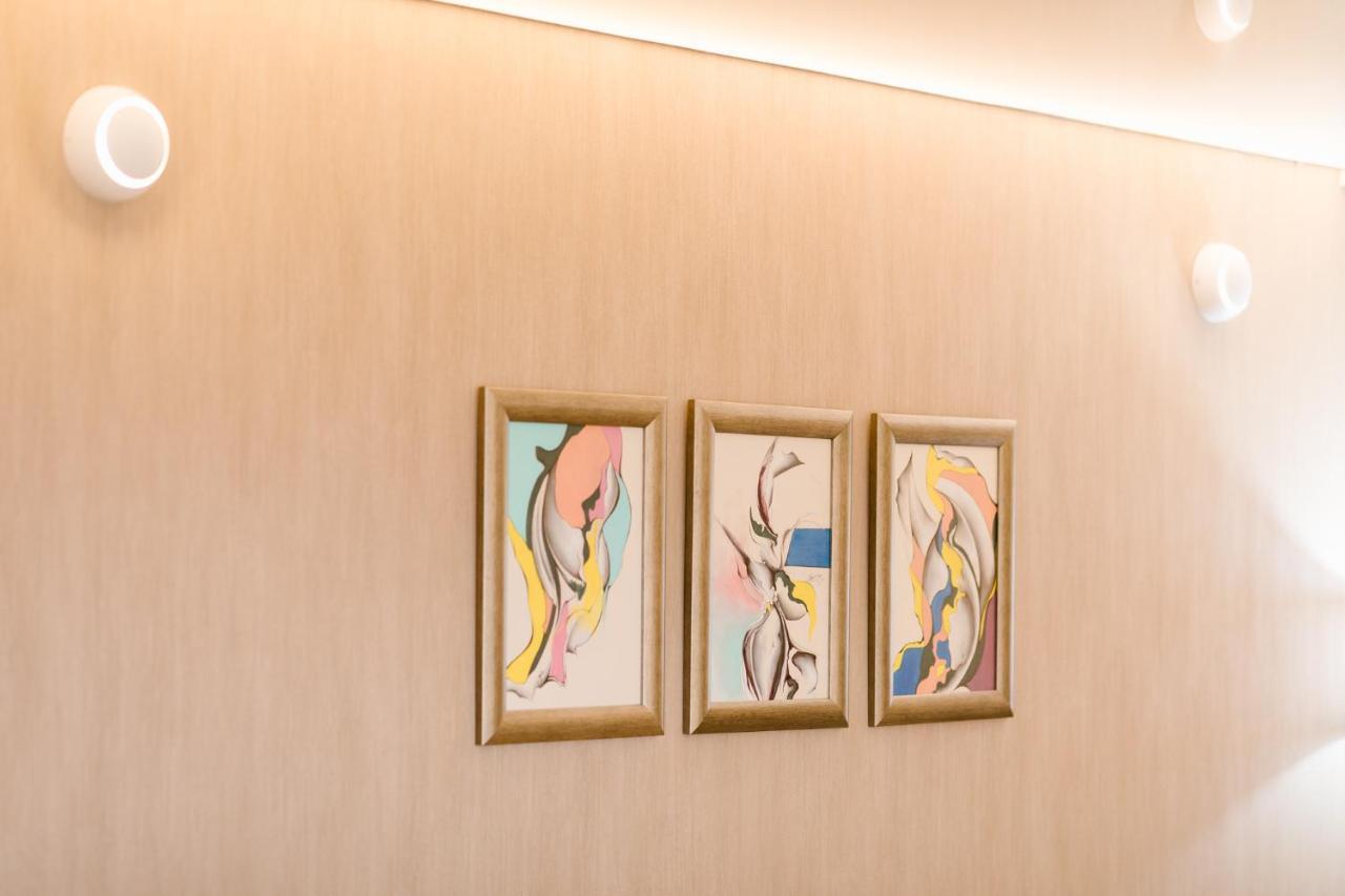 Sky View - Luxury Apartment With A Dream View ブラショフ エクステリア 写真